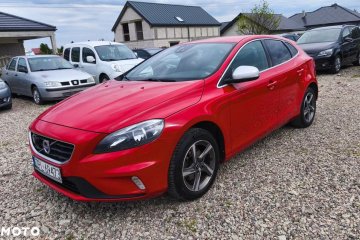 Volvo V40 D2 Drive-E R-Design Momentum